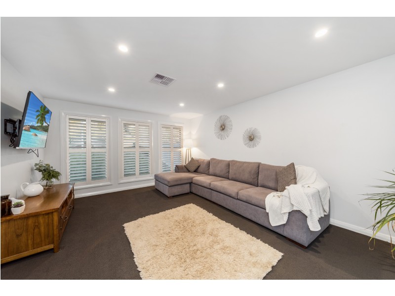 17 Sanctuary Dr, Goulburn NSW 2580