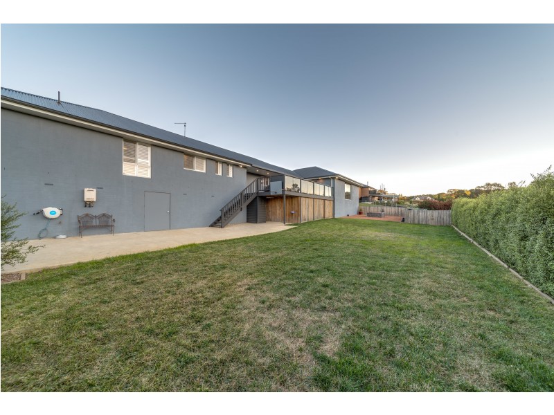 17 Sanctuary Dr, Goulburn NSW 2580