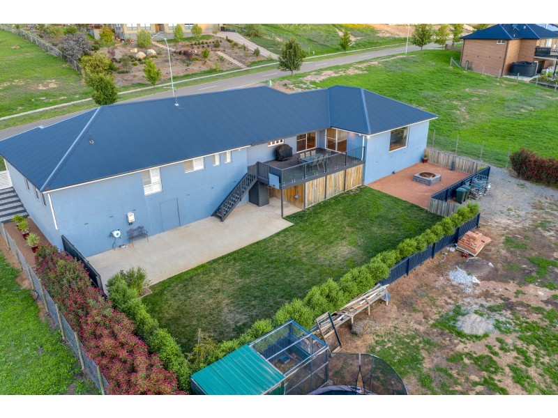 17 Sanctuary Dr, Goulburn NSW 2580