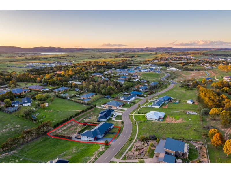 17 Sanctuary Dr, Goulburn NSW 2580
