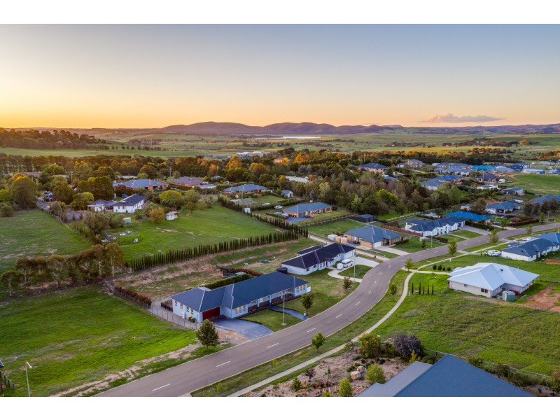 17 Sanctuary Dr, Goulburn NSW 2580