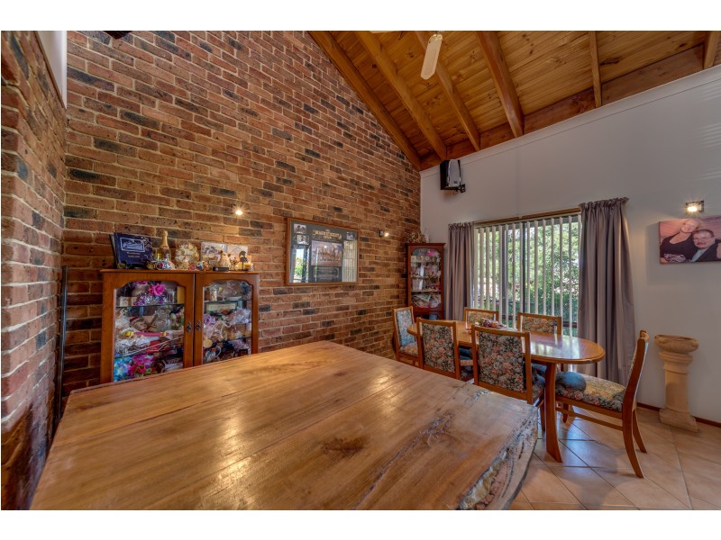 11 Chantilly Ct, Goulburn NSW 2580