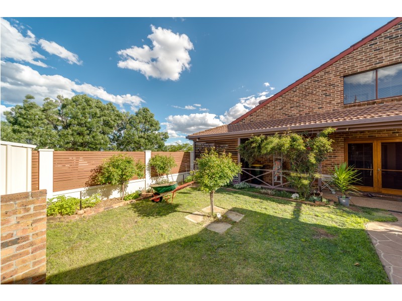11 Chantilly Ct, Goulburn NSW 2580