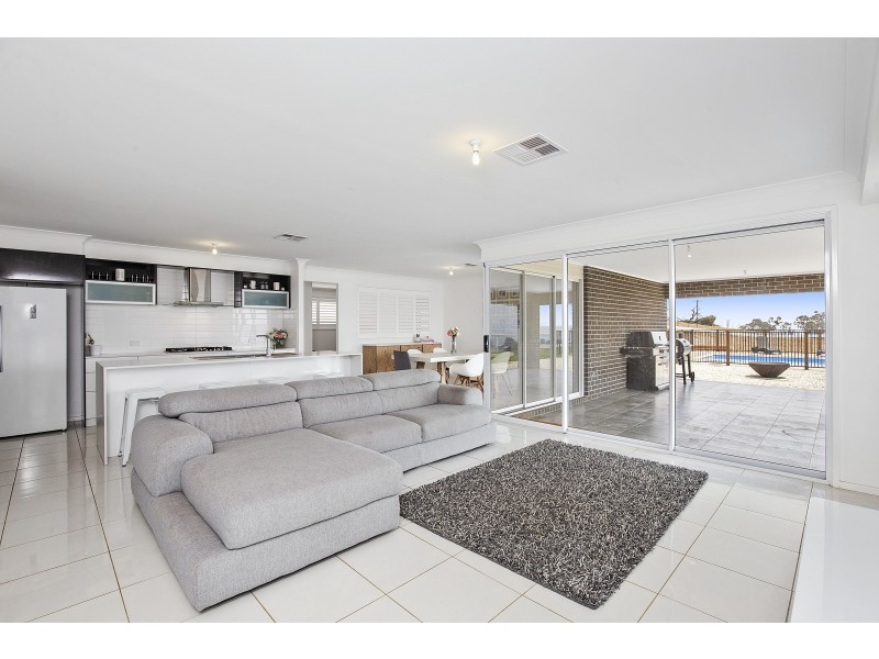 28 Chalker Ridge, Goulburn NSW 2580