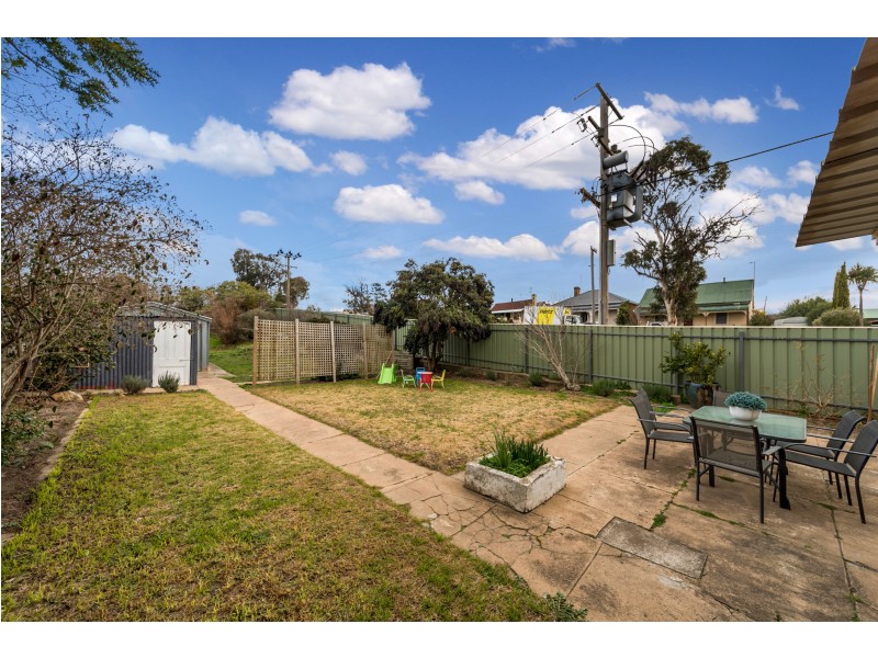 144 Clinton St, Goulburn NSW 2580