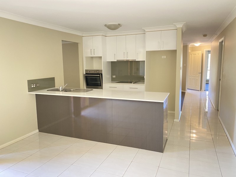 18 Mcdermott Dr, Goulburn NSW 2580