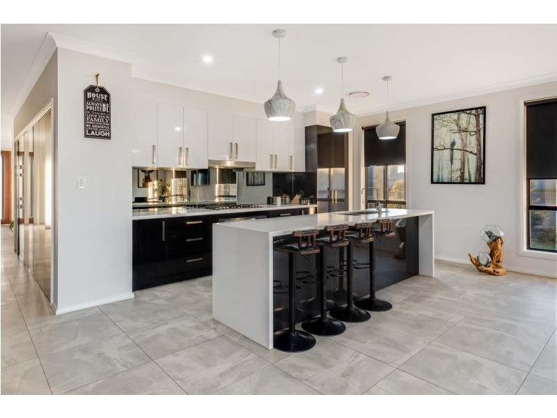 7 Little Close, Goulburn NSW 2580