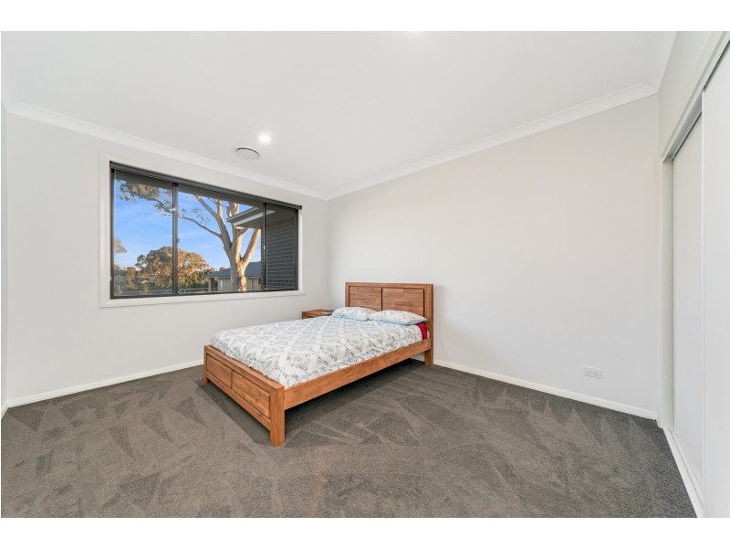 7 Little Close, Goulburn NSW 2580