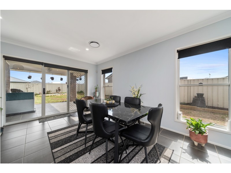 6 Voyager Ave, Goulburn NSW 2580