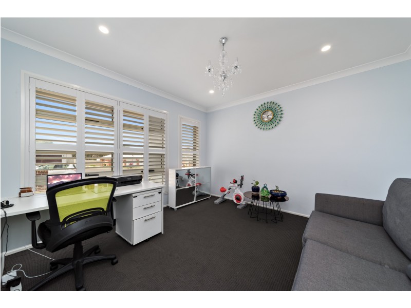 6 Voyager Ave, Goulburn NSW 2580