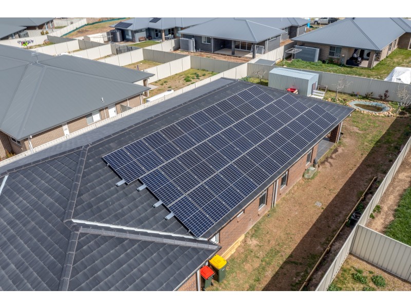 6 Voyager Ave, Goulburn NSW 2580