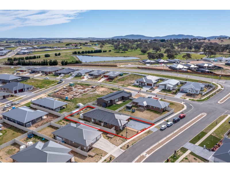 6 Voyager Ave, Goulburn NSW 2580