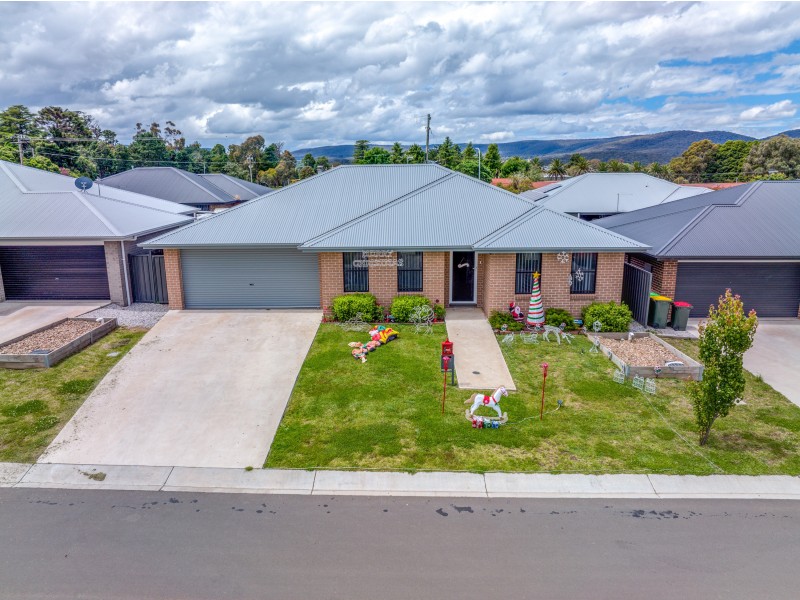 5 Huxtable Place, Goulburn NSW 2580