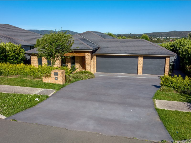 9 Poidevin Place, Goulburn NSW 2580
