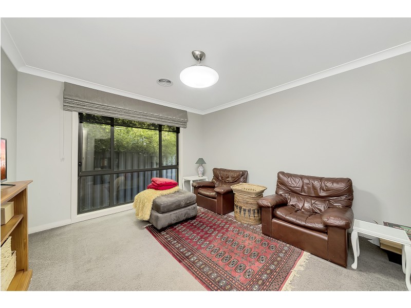 9 Poidevin Place, Goulburn NSW 2580