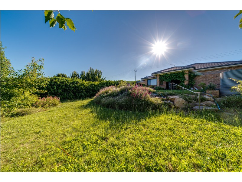 9 Poidevin Place, Goulburn NSW 2580