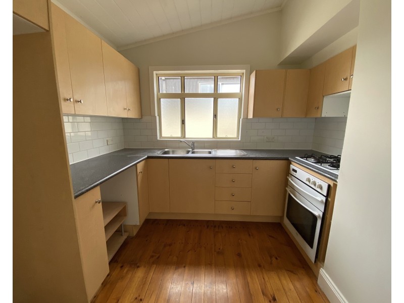 7 Francis St, Goulburn NSW 2580