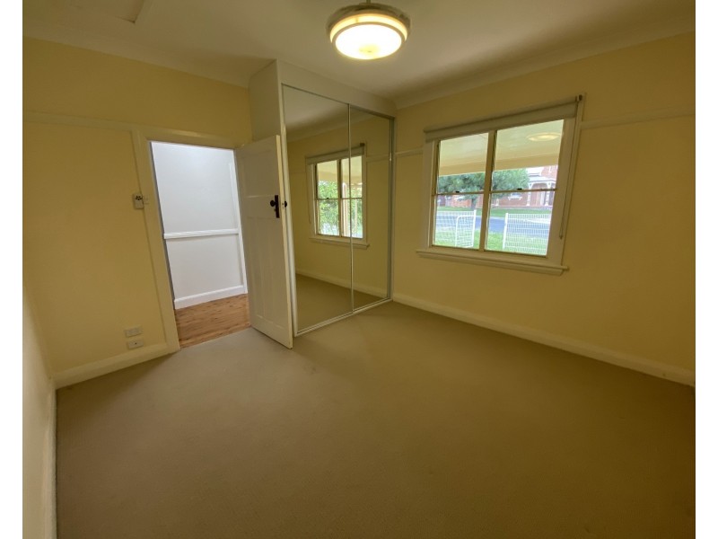 7 Francis St, Goulburn NSW 2580