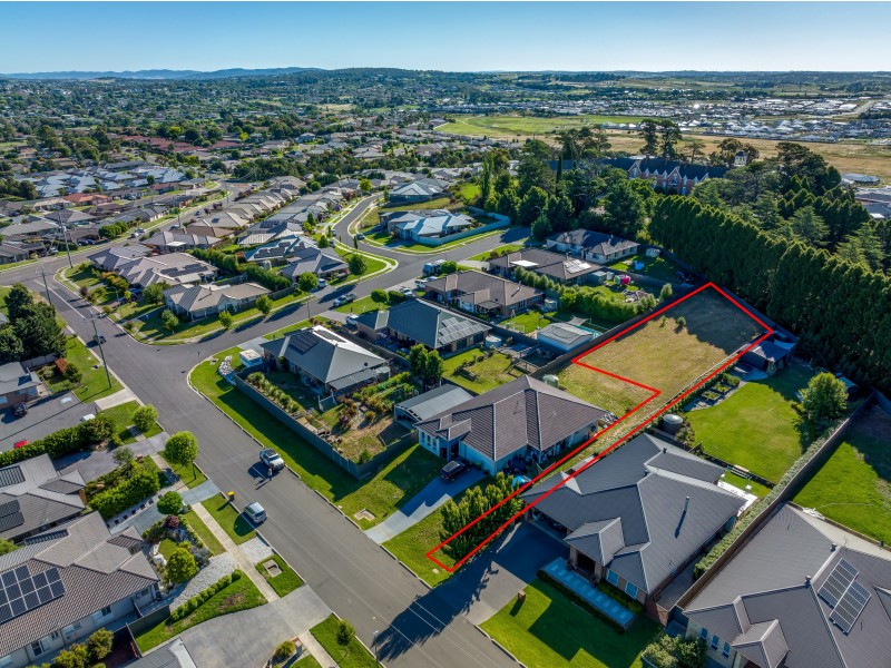 12A Poidevin Place, Goulburn NSW 2580