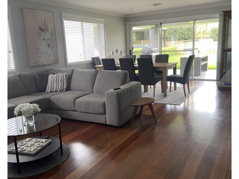 27 Swan Loop, Goulburn NSW 2580