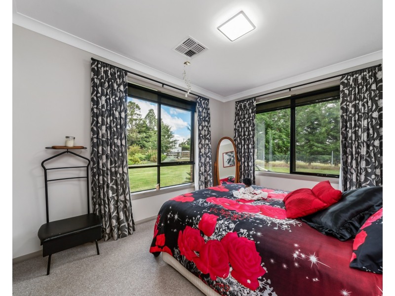 12 Smith Road, Crookwell NSW 2583