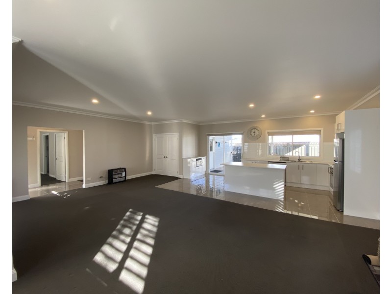 35A Reign St, Goulburn NSW 2580