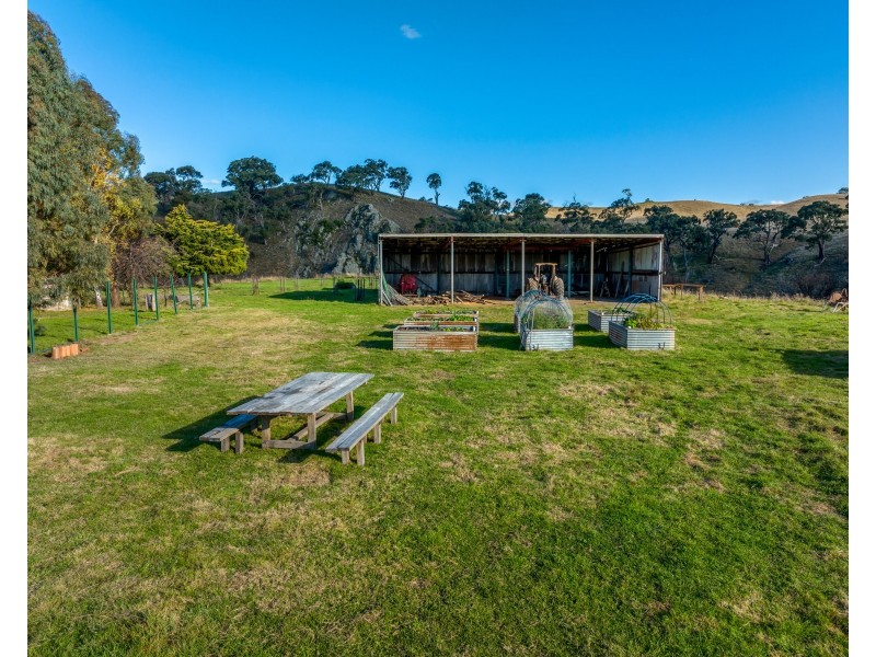 “Kelbri”/121 Blue Hill Rd, Taralga NSW 2580