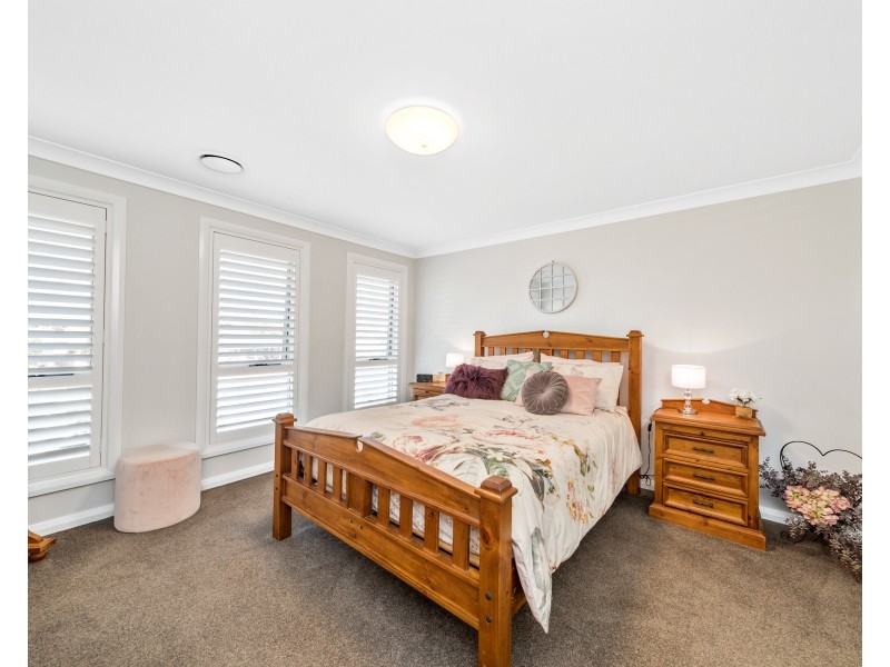 1/5 Lucas Cl, Goulburn NSW 2580