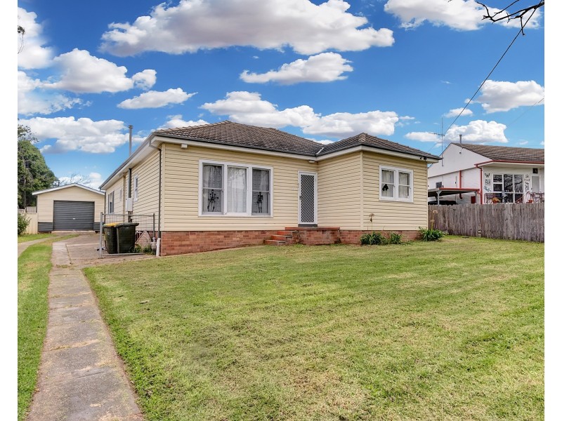 10A Newton St, Goulburn NSW 2580