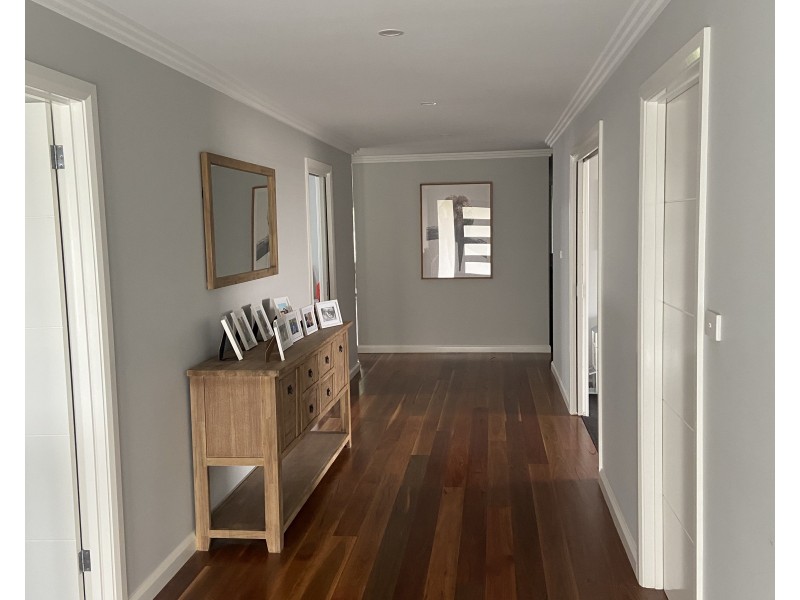 27 Swan Loop, Goulburn NSW 2580