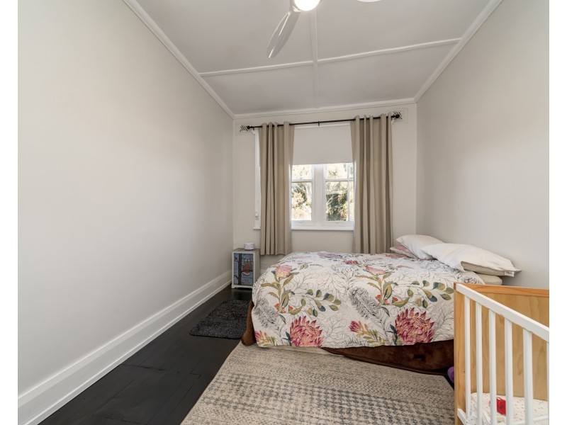 107 Queen St, Binda NSW 2583