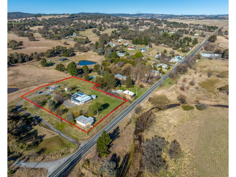 107 Queen St, Binda NSW 2583