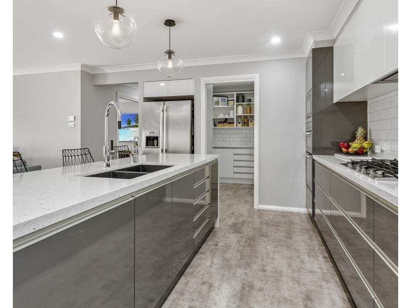 13 Bigwood Pl, Goulburn NSW 2580