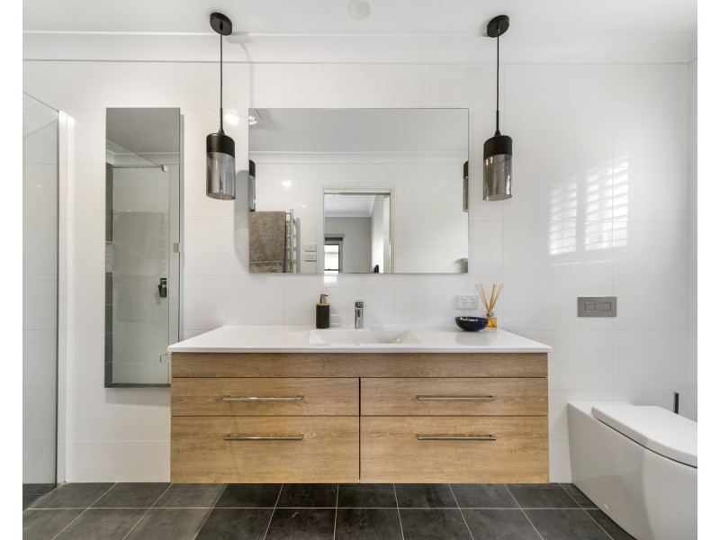 13 Bigwood Pl, Goulburn NSW 2580