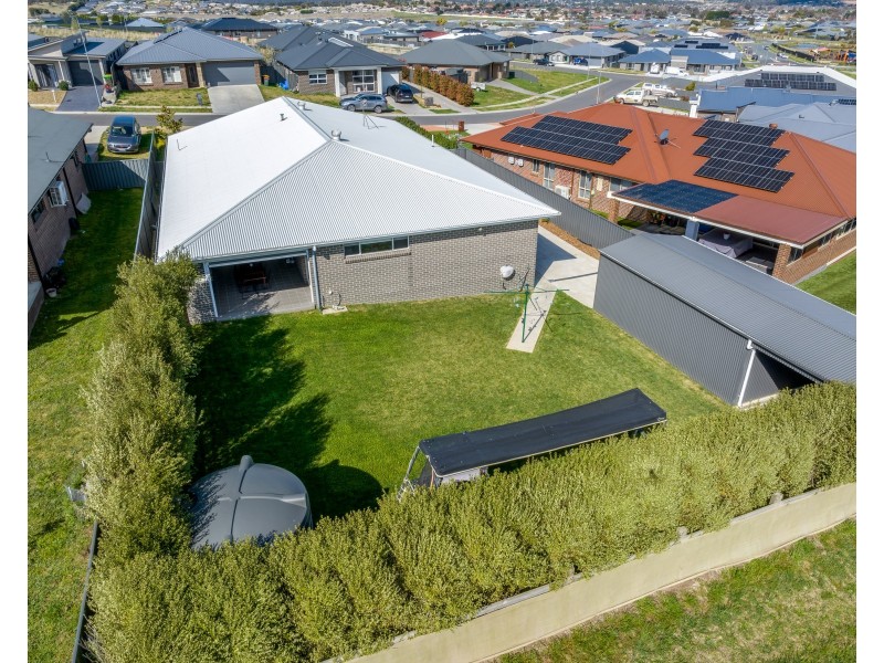 13 Bigwood Pl, Goulburn NSW 2580