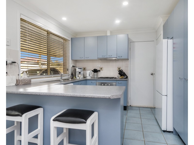 11 Willow Grove Pl, Goulburn NSW 2580