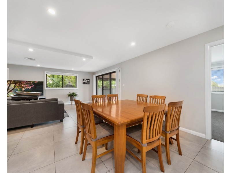 77 Mewburn Dr, Goulburn NSW 2580