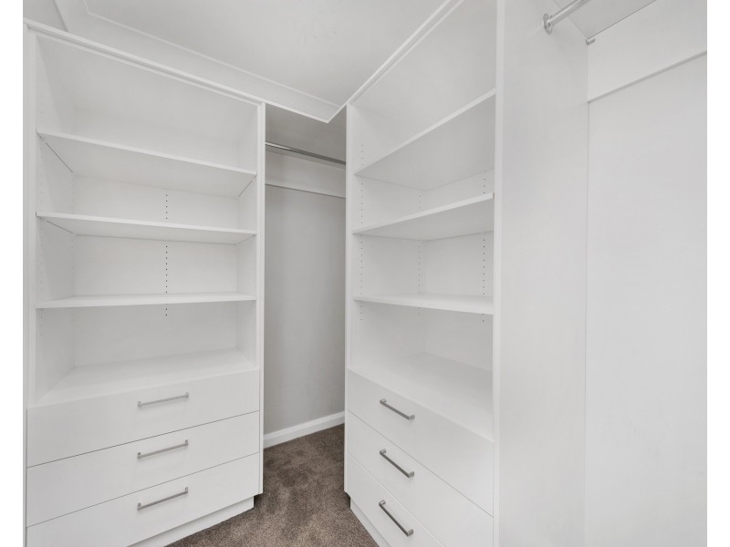 77 Mewburn Dr, Goulburn NSW 2580