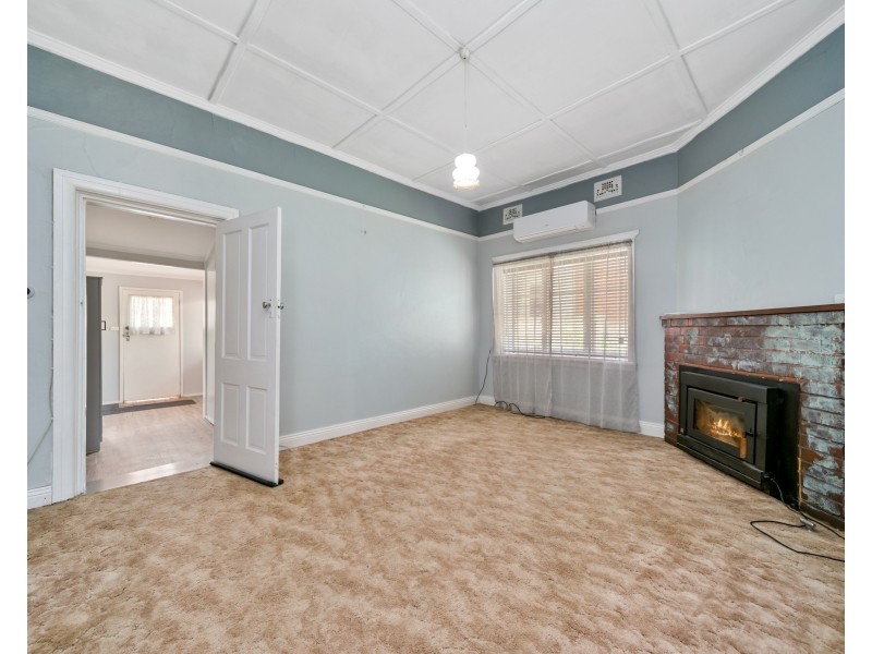 28 Sloane St, Goulburn NSW 2580