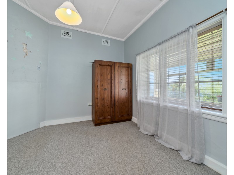 28 Sloane St, Goulburn NSW 2580