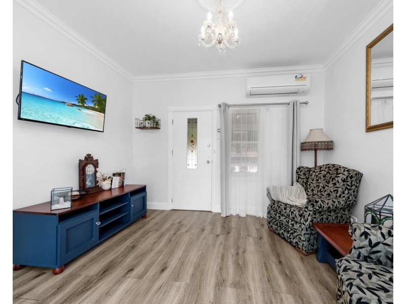 56 Denison St, Crookwell NSW 2583