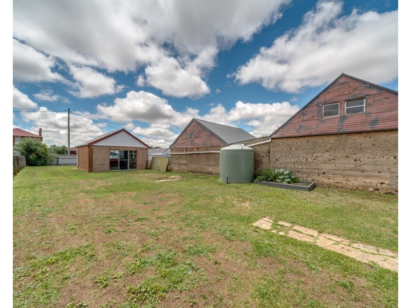 56 Denison St, Crookwell NSW 2583