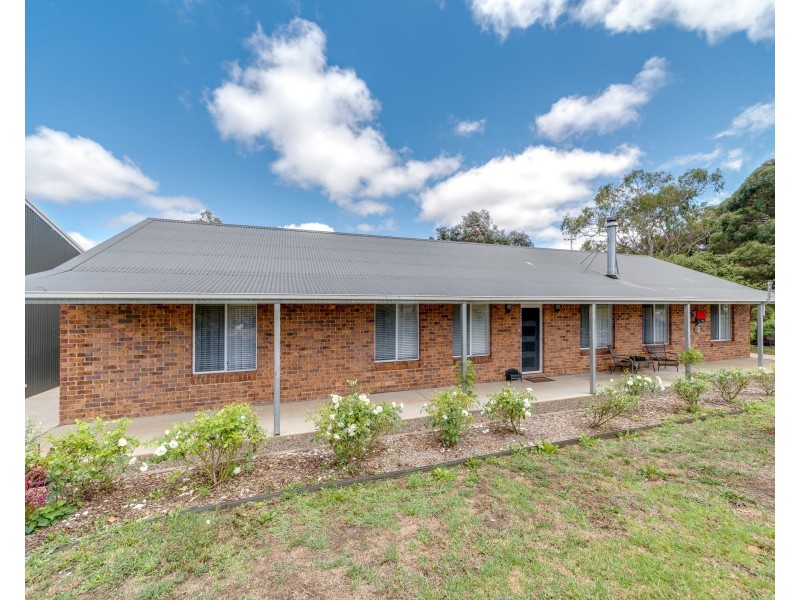 31 East Street, Crookwell NSW 2583