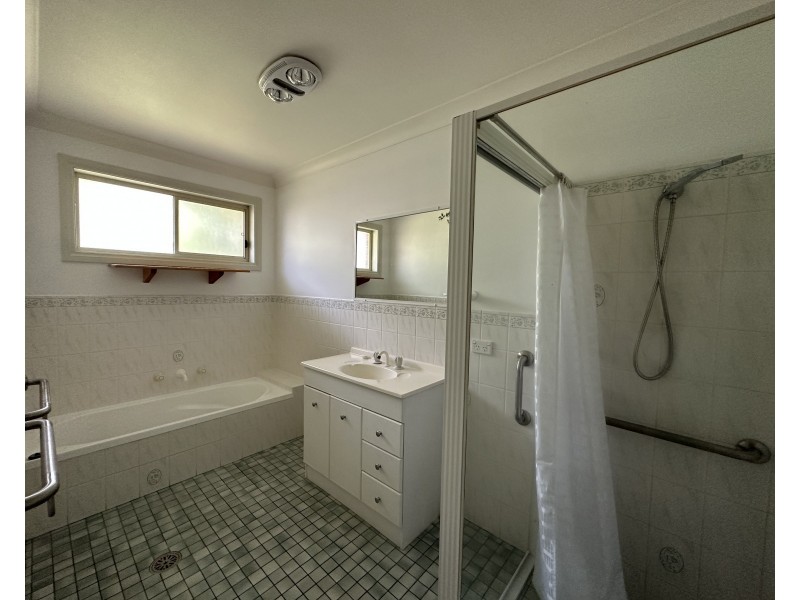 36 Jacqua Ave, Goulburn NSW 2580