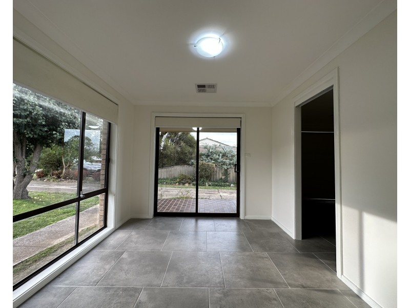 19 Macalister Dr, Goulburn NSW 2580