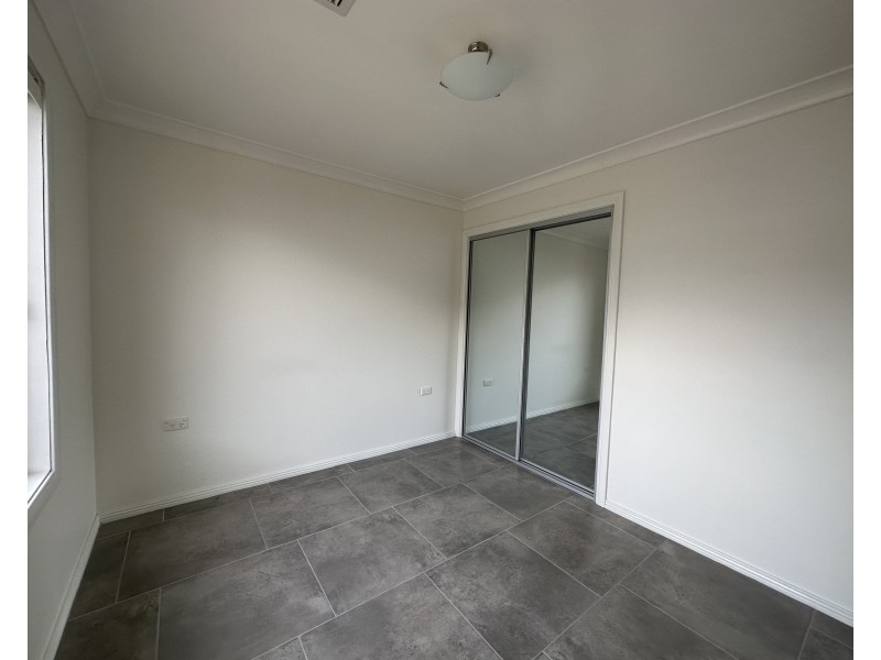 19 Macalister Dr, Goulburn NSW 2580