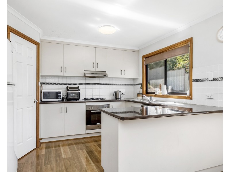 2 Corcoran Pl, Crookwell NSW 2583