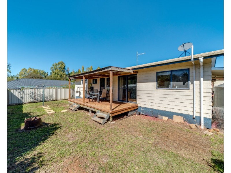 2 Corcoran Pl, Crookwell NSW 2583