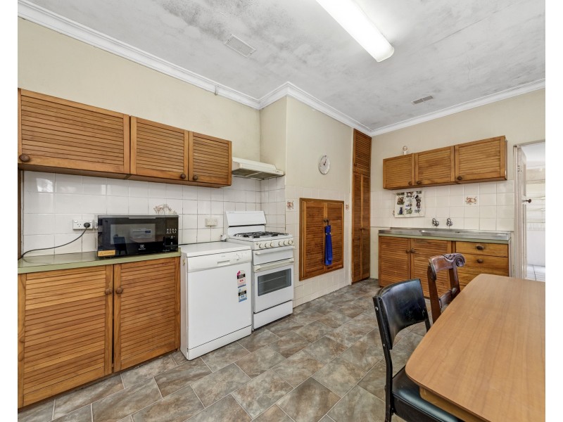 12 City View Rd, Goulburn NSW 2580