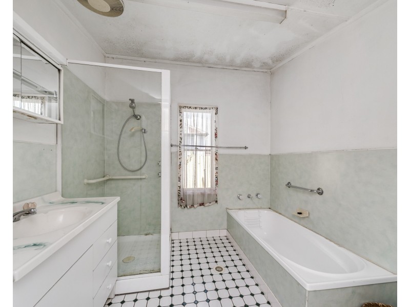 12 City View Rd, Goulburn NSW 2580